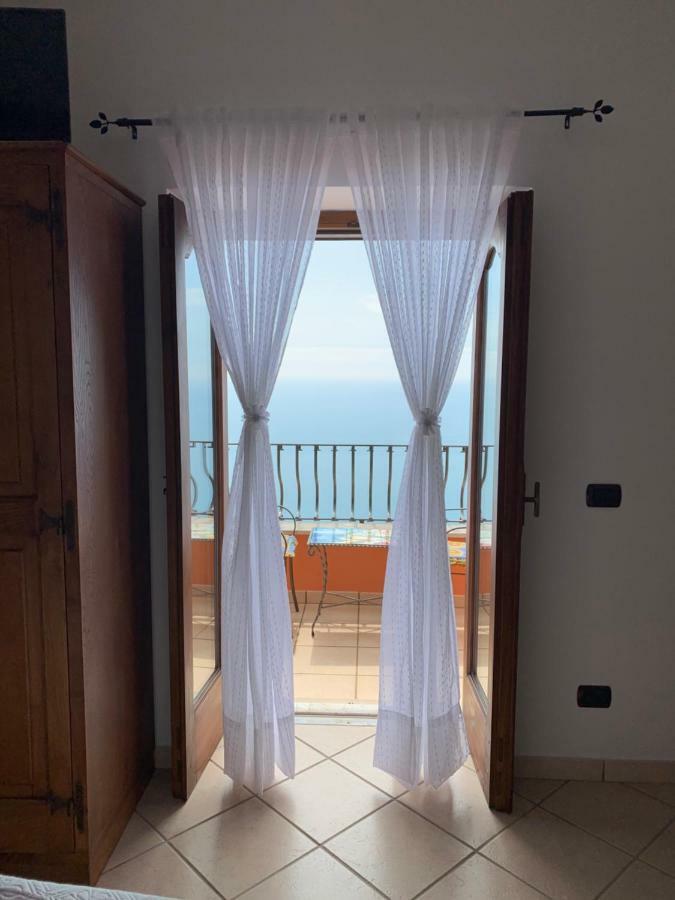 Anna Apartment بوسيتانو المظهر الخارجي الصورة